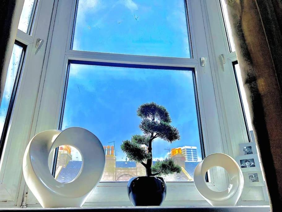 Crown House Two Bedroom Apartment Aberdeen Eksteriør bilde