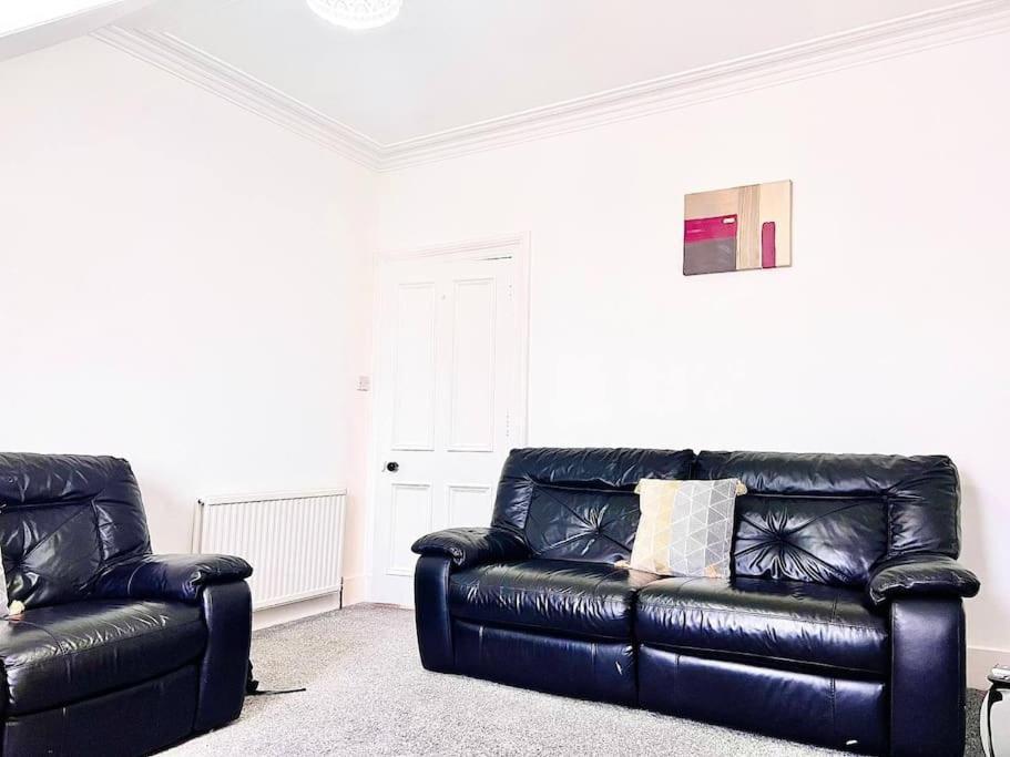 Crown House Two Bedroom Apartment Aberdeen Eksteriør bilde